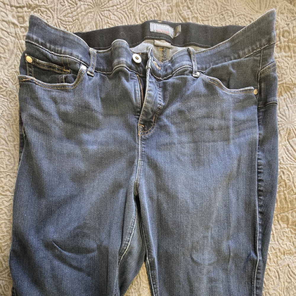 Torrid Bombshell Skinny